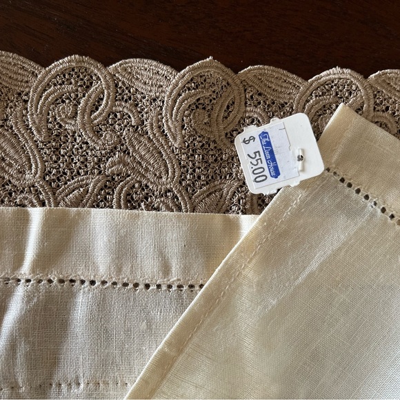 NWT Linen hand artesanal made towel - Picture 3 of 6